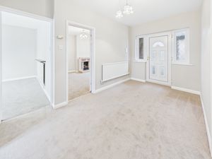 ENTRANCE HALLWAY- click for photo gallery